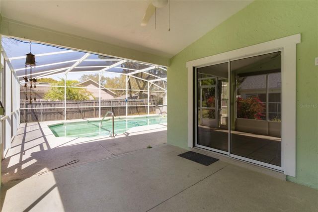 40045 PALM STREET, Lady Lake, FL 32159