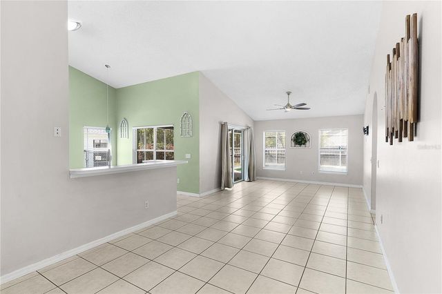40045 PALM STREET, Lady Lake, FL 32159
