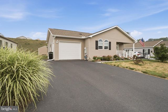 105 GLENRIDGE DR, Carlisle, PA 17015
