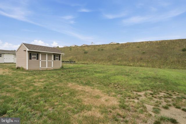 105 GLENRIDGE DR, Carlisle, PA 17015