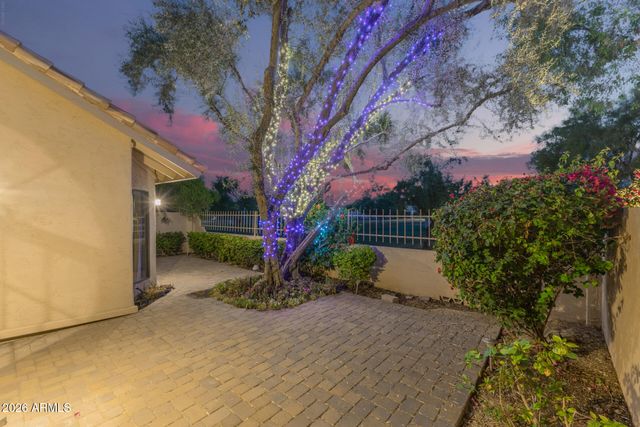 6725 S TAYLOR Drive, Tempe, AZ 85283