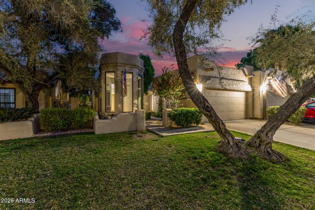 6725 S TAYLOR Drive, Tempe, AZ 85283