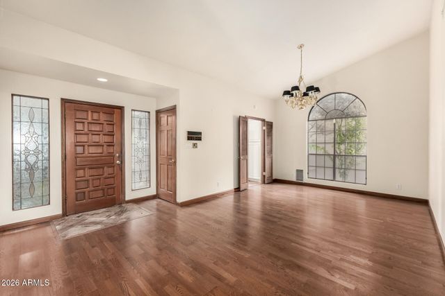 6725 S TAYLOR Drive, Tempe, AZ 85283