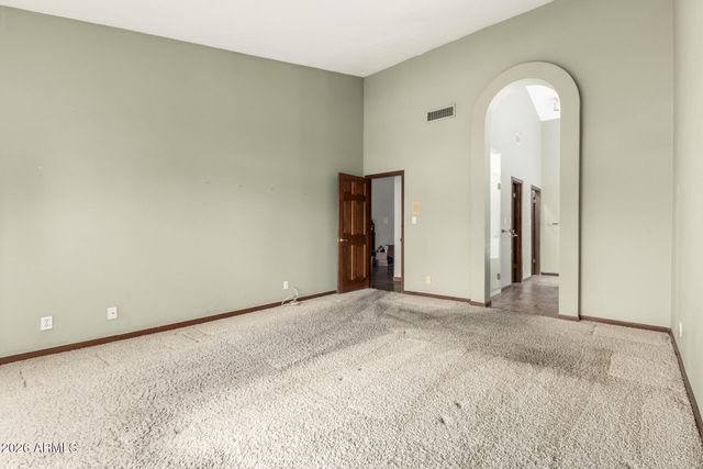 6725 S TAYLOR Drive, Tempe, AZ 85283