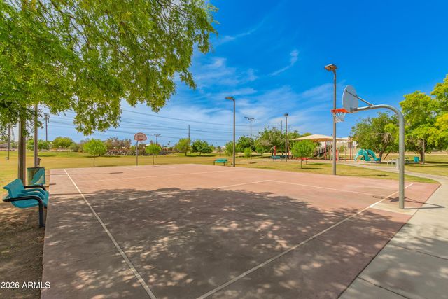 6725 S TAYLOR Drive, Tempe, AZ 85283