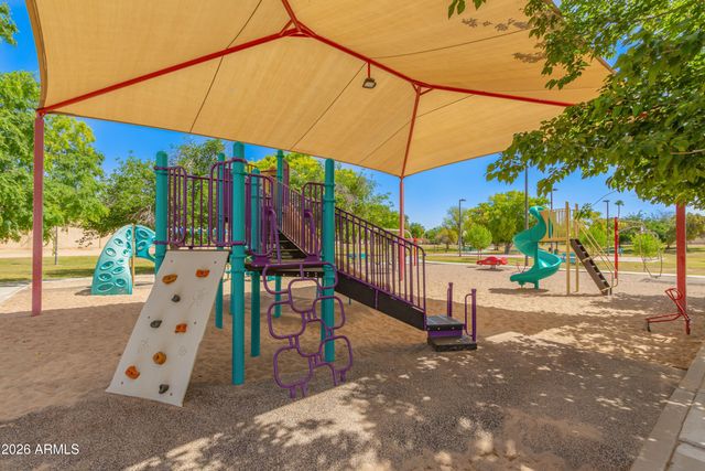 6725 S TAYLOR Drive, Tempe, AZ 85283