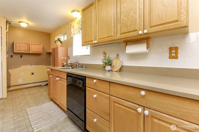 2709 SW 332nd Place, Federal Way, WA 98023