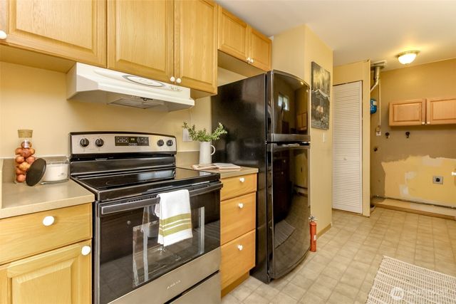 2709 SW 332nd Place, Federal Way, WA 98023