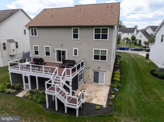 5061 ROYAL BIRKDALE AVE, Waldorf, MD 20602