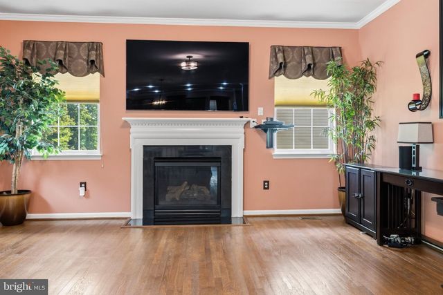 5061 ROYAL BIRKDALE AVE, Waldorf, MD 20602