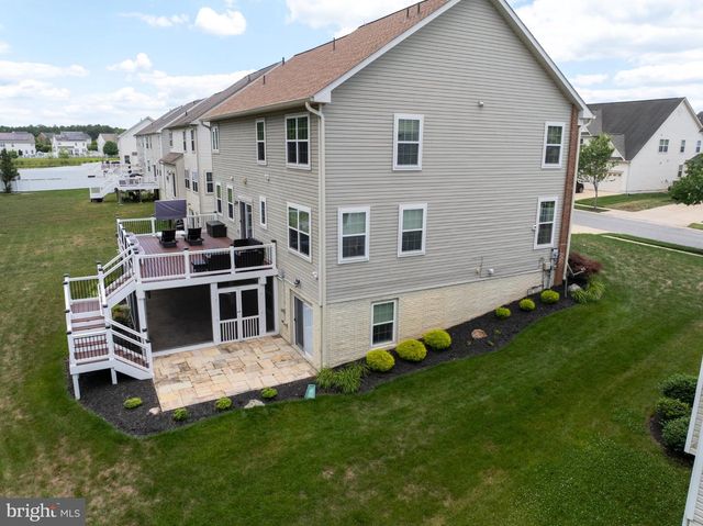 5061 ROYAL BIRKDALE AVE, Waldorf, MD 20602