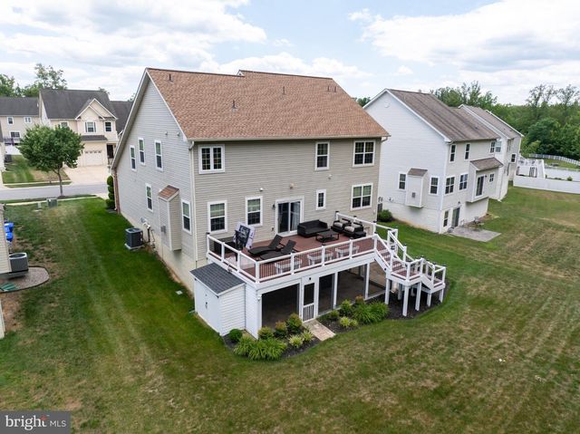 5061 ROYAL BIRKDALE AVE, Waldorf, MD 20602