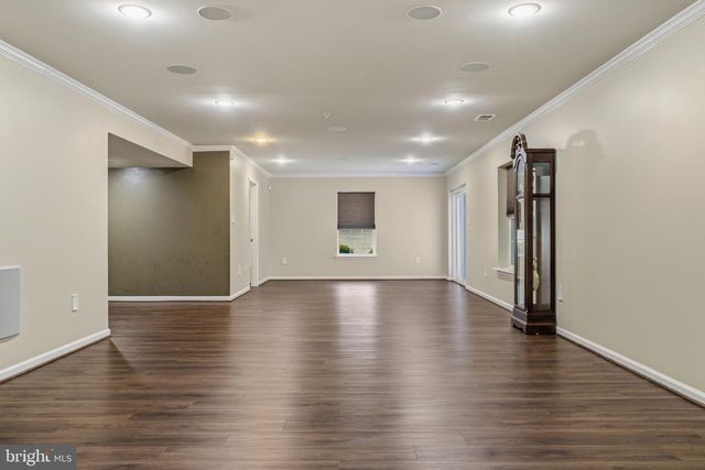 5061 ROYAL BIRKDALE AVE, Waldorf, MD 20602