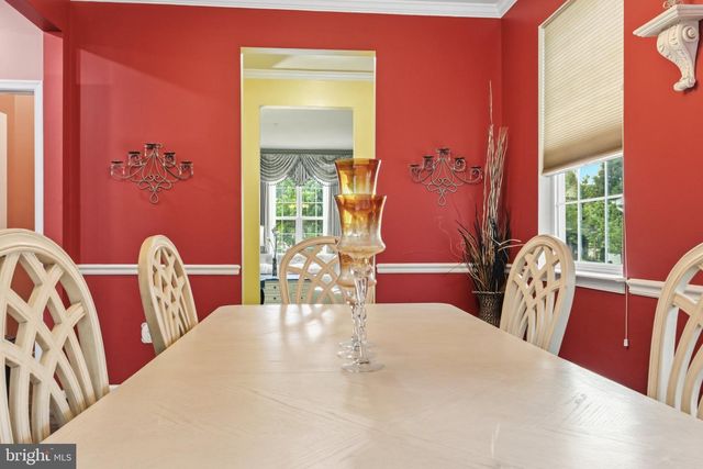 5061 ROYAL BIRKDALE AVE, Waldorf, MD 20602