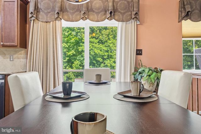 5061 ROYAL BIRKDALE AVE, Waldorf, MD 20602