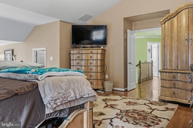 5061 ROYAL BIRKDALE AVE, Waldorf, MD 20602