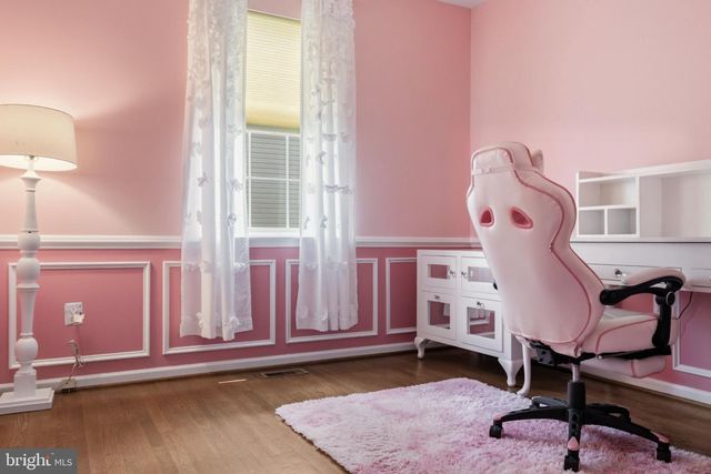 5061 ROYAL BIRKDALE AVE, Waldorf, MD 20602