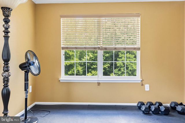 5061 ROYAL BIRKDALE AVE, Waldorf, MD 20602
