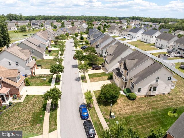 5061 ROYAL BIRKDALE AVE, Waldorf, MD 20602