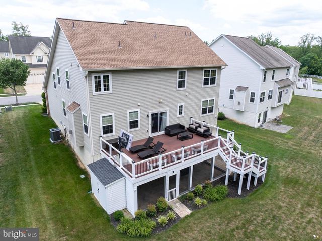 5061 ROYAL BIRKDALE AVE, Waldorf, MD 20602
