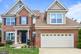 5061 ROYAL BIRKDALE AVE, Waldorf, MD 20602