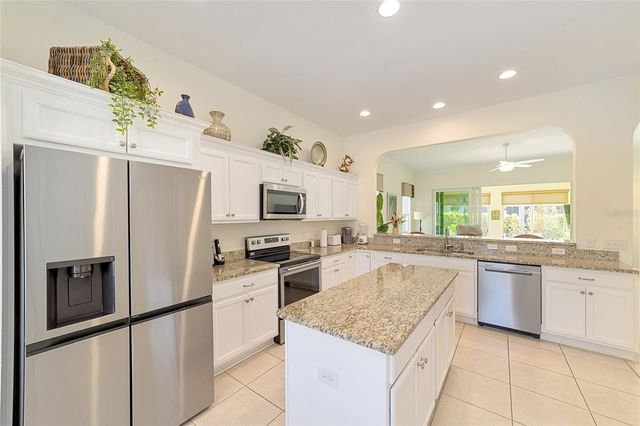 10948 SE 167TH PLACE, Summerfield, FL 34491