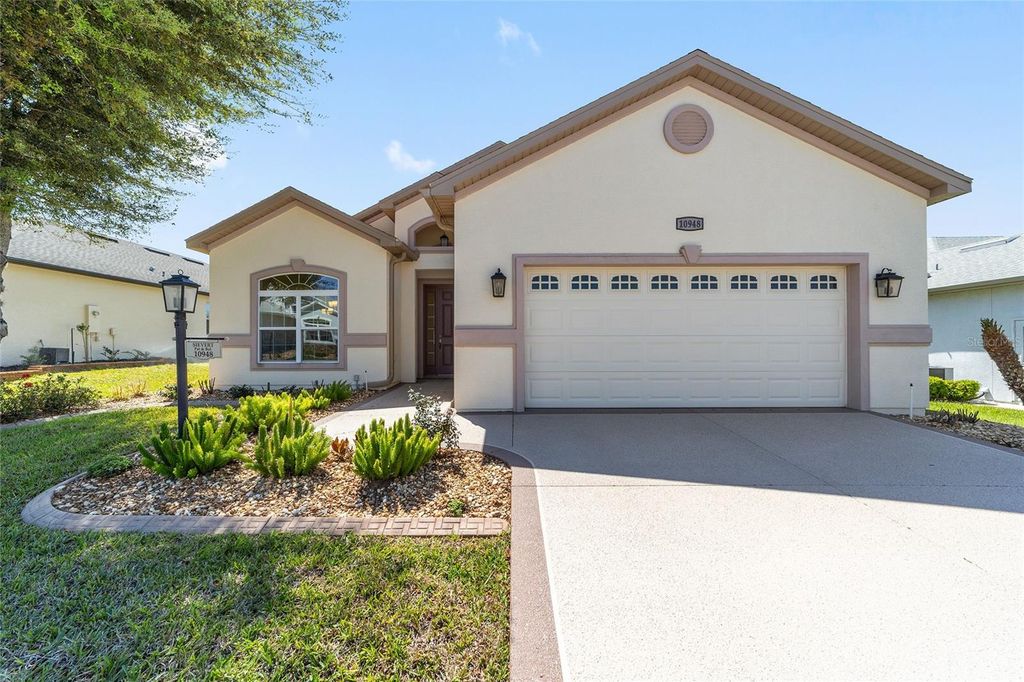 Image 1 of property listing at 10948 SE 167TH PLACE, Summerfield, FL 34491