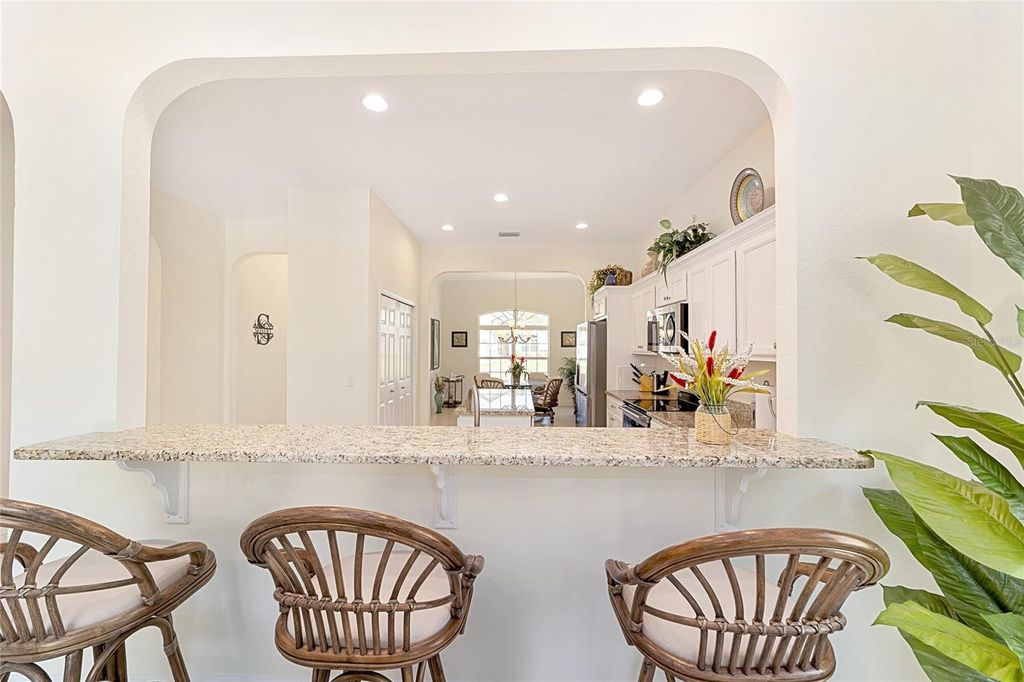 Image 13 of property listing at 10948 SE 167TH PLACE, Summerfield, FL 34491