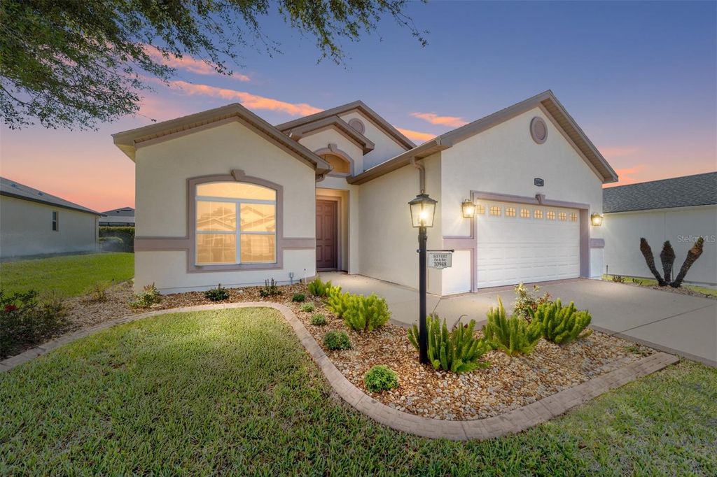 Image 3 of property listing at 10948 SE 167TH PLACE, Summerfield, FL 34491