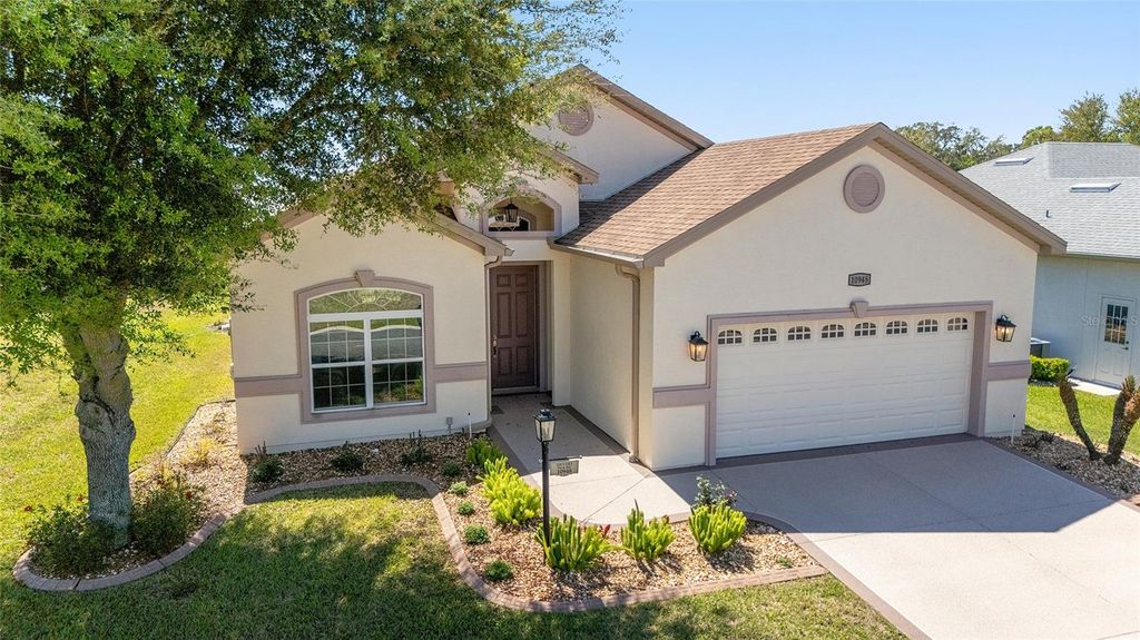 Image 43 of property listing at 10948 SE 167TH PLACE, Summerfield, FL 34491