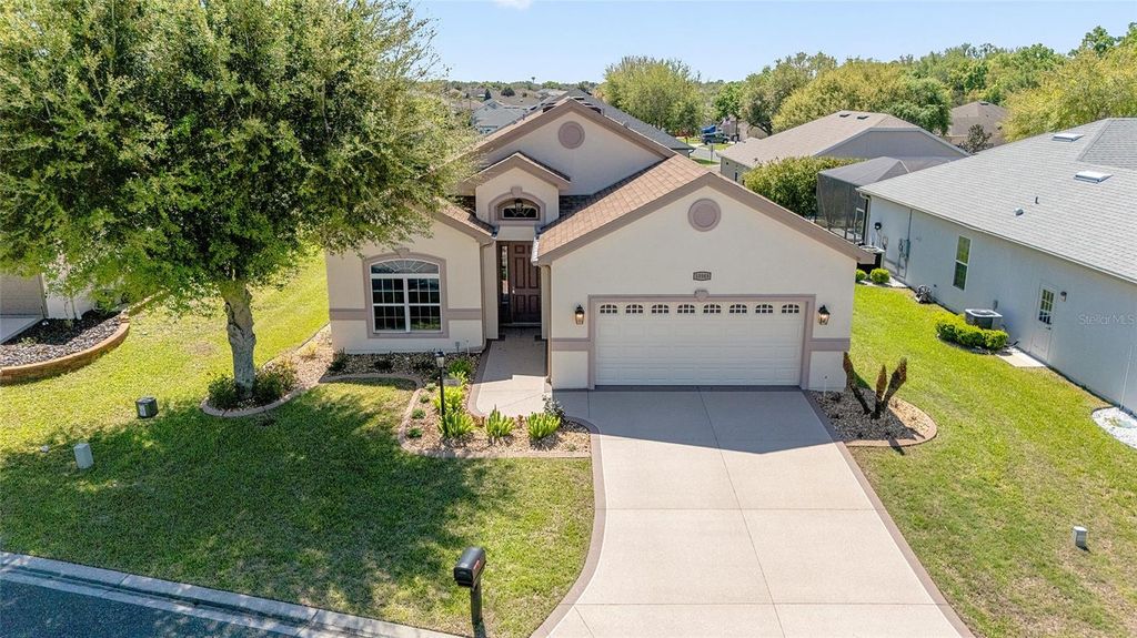 Image 44 of property listing at 10948 SE 167TH PLACE, Summerfield, FL 34491