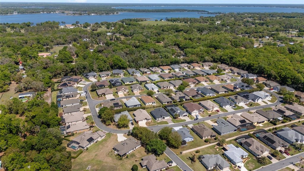 Image 56 of property listing at 10948 SE 167TH PLACE, Summerfield, FL 34491