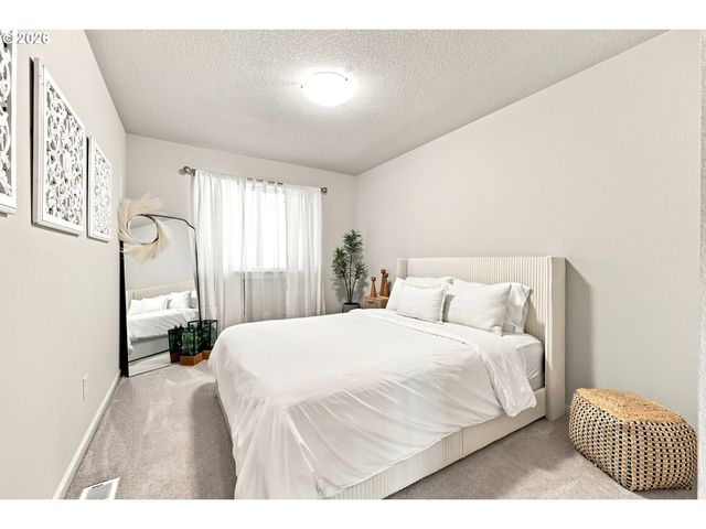 6332 Se 24TH St, Gresham, OR 97080