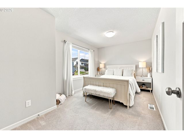 6332 Se 24TH St, Gresham, OR 97080