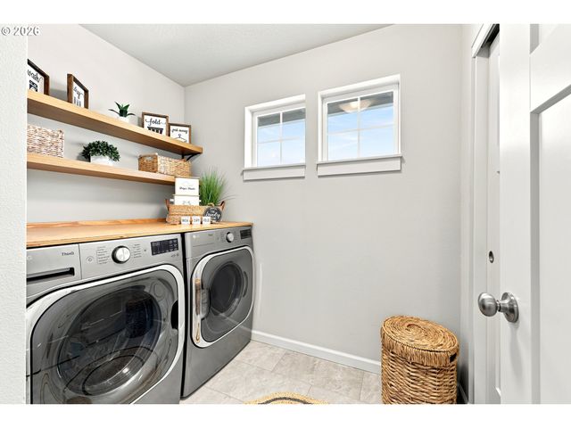 6332 Se 24TH St, Gresham, OR 97080