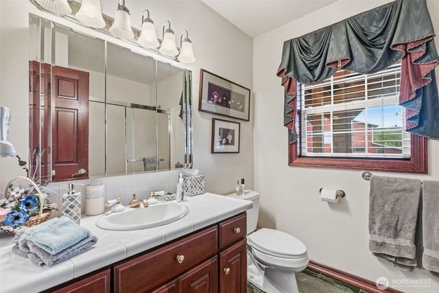 6114 Willow Grove Road, Longview, WA 98632