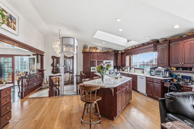 6114 Willow Grove Road, Longview, WA 98632