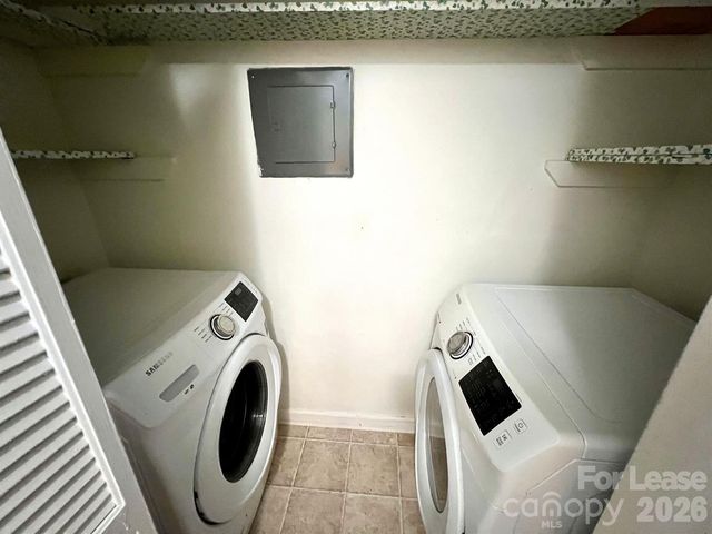 1600 Sharon Road W 4, Charlotte, NC 28210