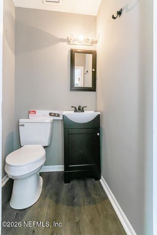 5620 BAGNAL Road, Jacksonville, FL 32205