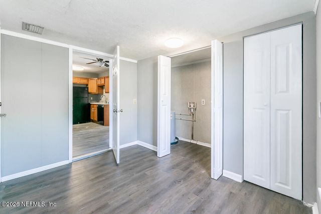 5620 BAGNAL Road, Jacksonville, FL 32205