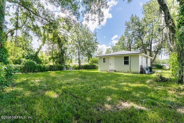 5620 BAGNAL Road, Jacksonville, FL 32205