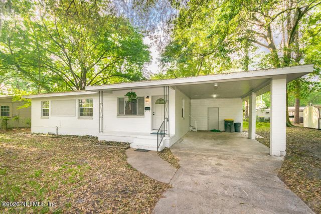 5620 BAGNAL Road, Jacksonville, FL 32205