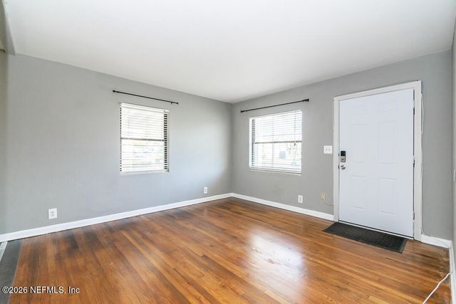 5620 BAGNAL Road, Jacksonville, FL 32205