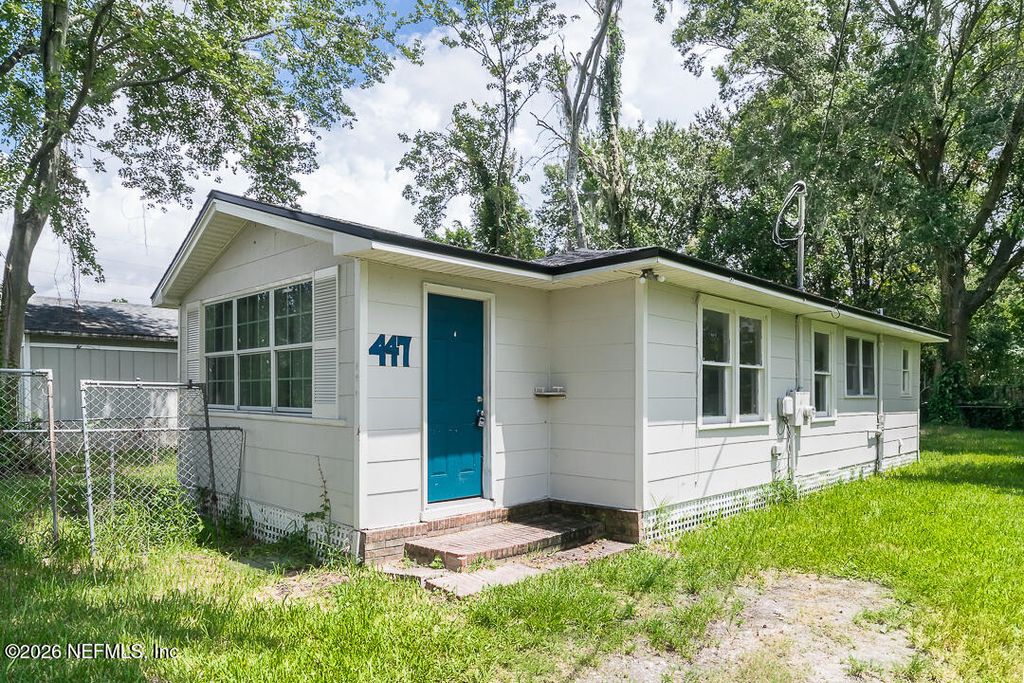 5620 BAGNAL Road, Jacksonville, FL 32205