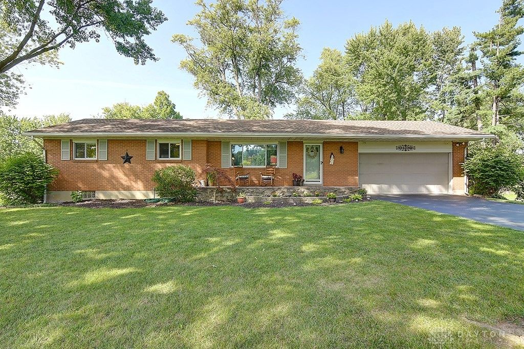 207 Hibberd Drive, Dayton, OH 45458