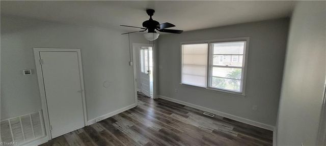 914 Cranbrook Street, Greensboro, NC 27407