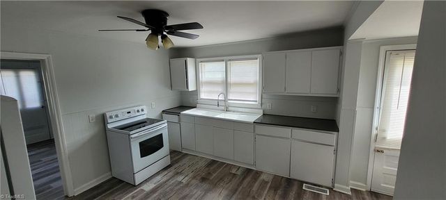 914 Cranbrook Street, Greensboro, NC 27407