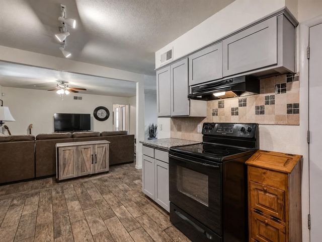 1205 SW 55th Street, Oklahoma City, OK 73109