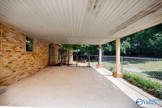 523 Harolds Drive, Huntsville, AL 35806