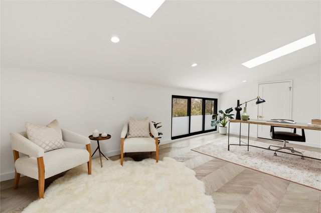 2306 S 2nd ST, Austin, TX 78704